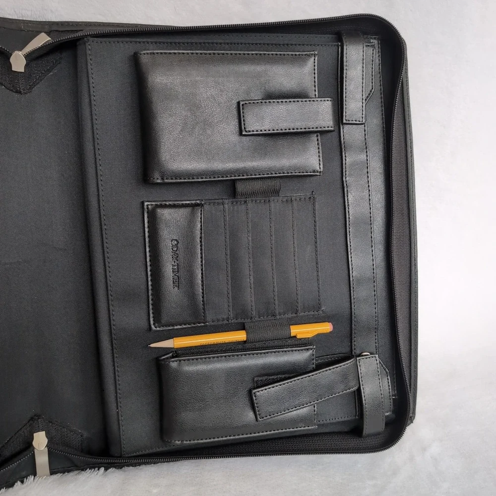 Vintage 90s Day-Timer Black Zip Portfolio Briefcase Executive Organizer Handle